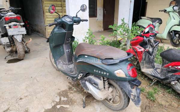 HONDA SCOOPY PRESTIGE