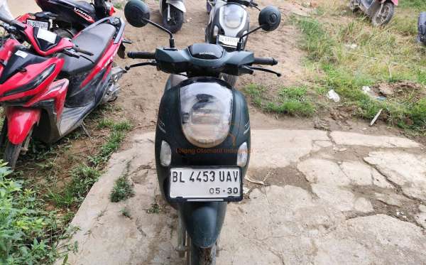 HONDA SCOOPY PRESTIGE