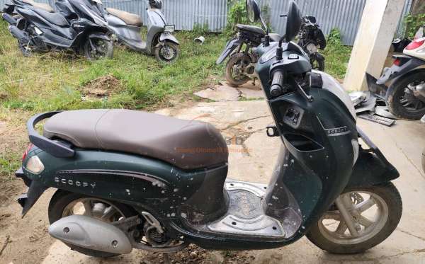 HONDA SCOOPY PRESTIGE