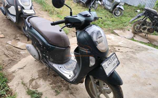 HONDA SCOOPY PRESTIGE