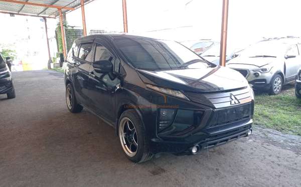 MITSUBISHI XPANDER