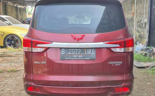 WULING  CONFERO  1.5 (4X2)