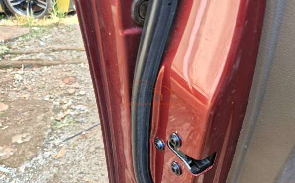 WULING  CONFERO  1.5 (4X2)