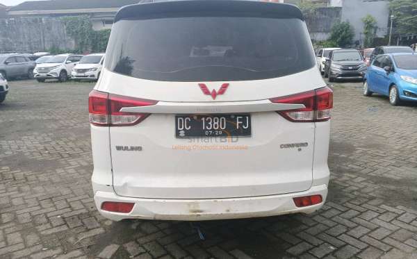 WULING CONFERO
