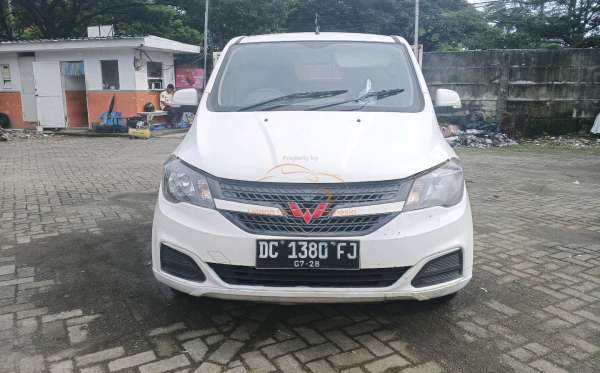 WULING CONFERO