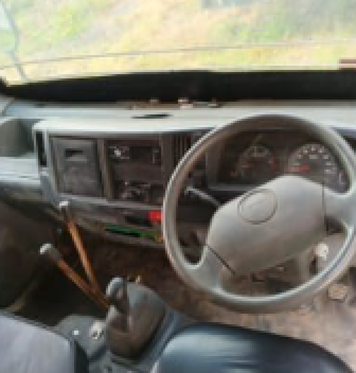 ISUZU  NMR 81U-HA YIN46.5