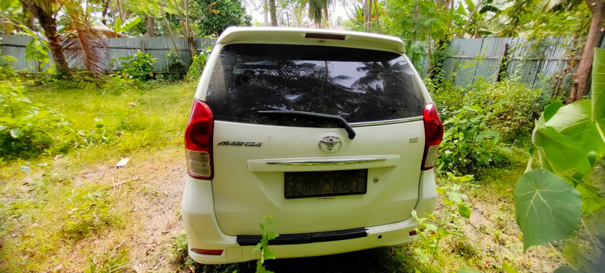 TOYOTA AVANZA AVANZA G