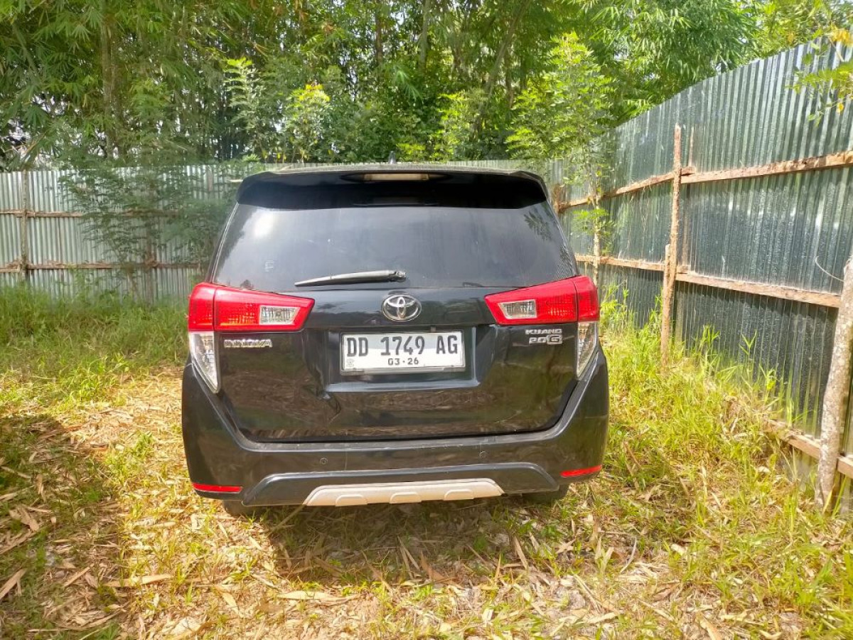 TOYOTA INNOVA INNOVA G