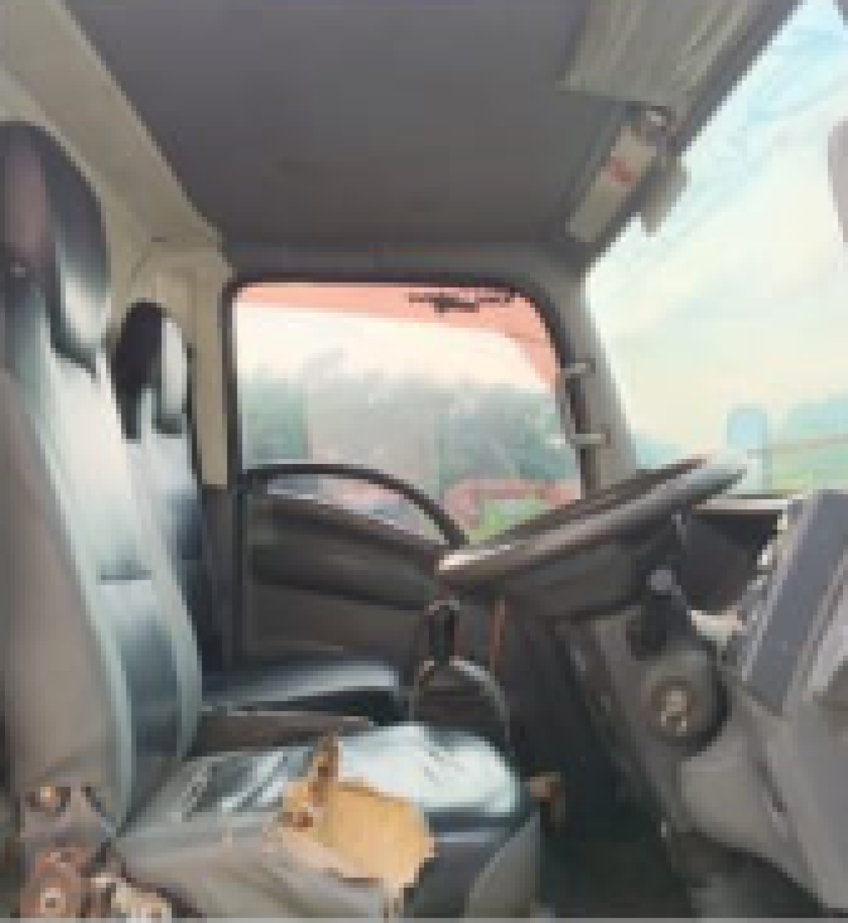 ISUZU  NMR 81U-HA YIN46.5