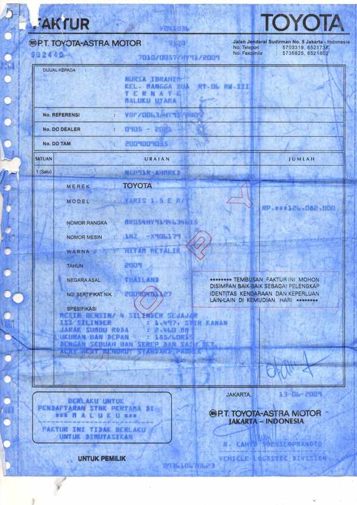 TOYOTA YARIS YARIS E