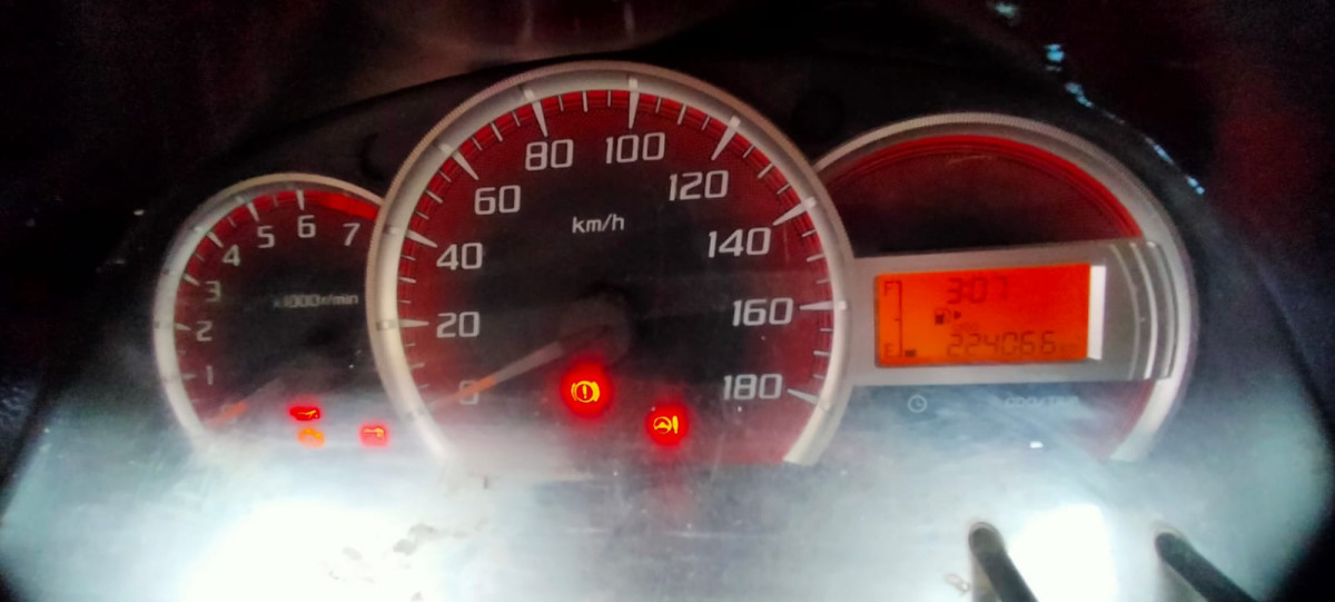 TOYOTA AVANZA AVANZA G