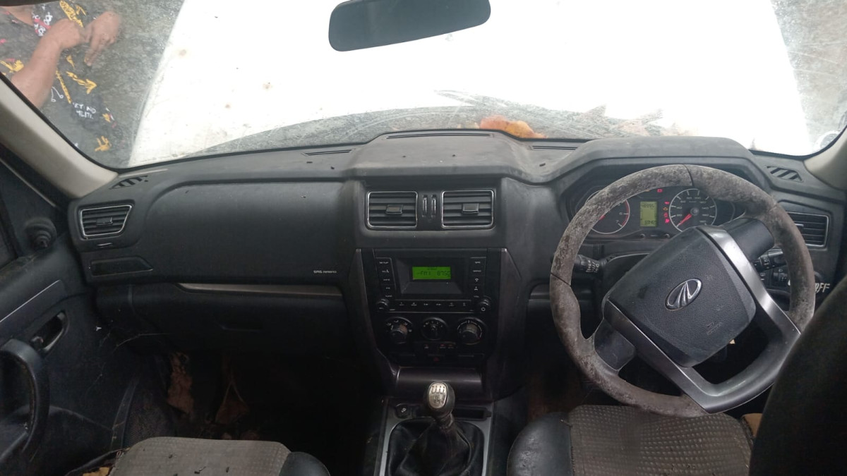 MAHINDRA SCORPIO PICKUP DC EII 4WD RHD NSA NAL AW S6 (4X4) M