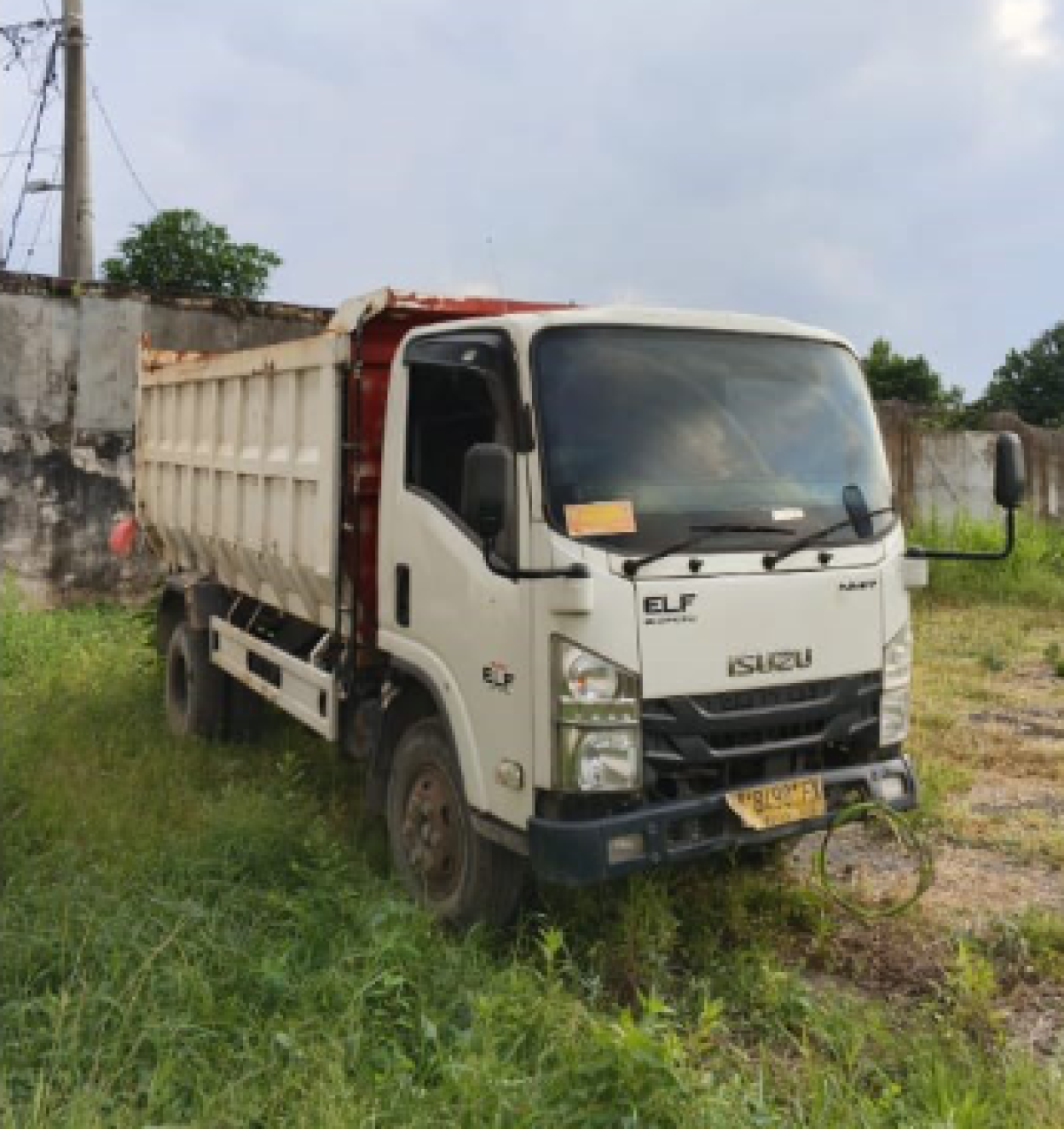 ISUZU  NMR 81U-HA YIN46.5