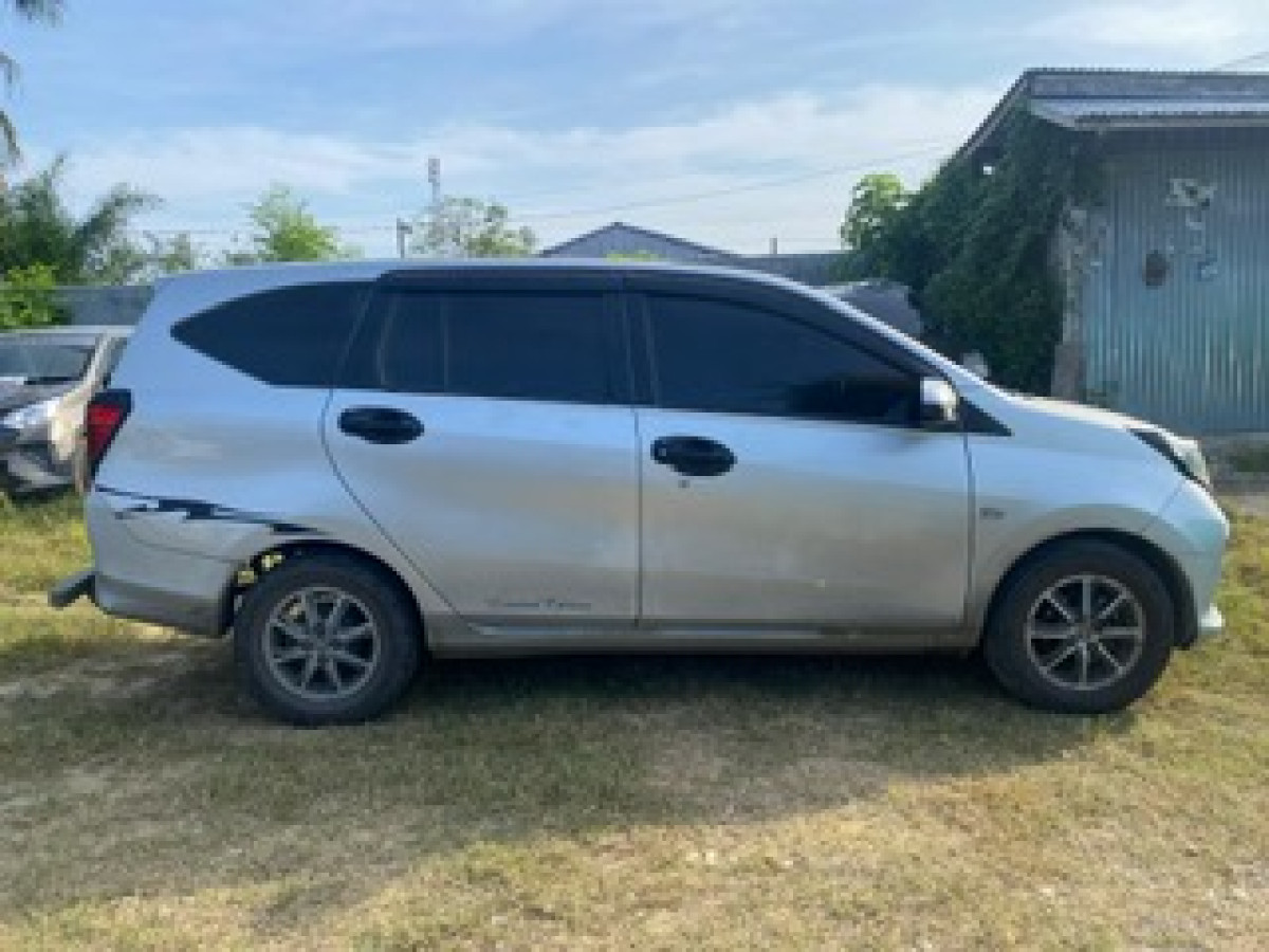 TOYOTA  CALYA  1.2 G M/T