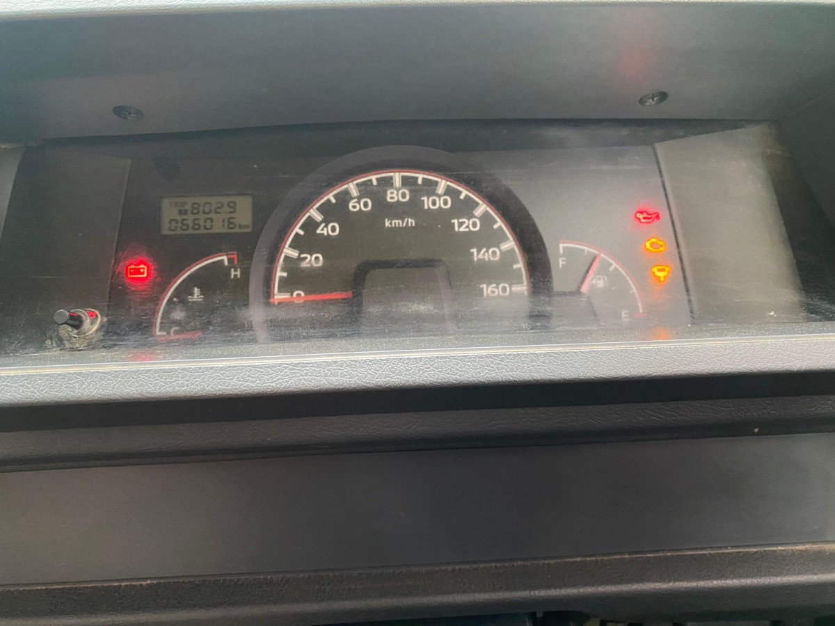 MITSUBISHI  L 300 L300 PU FB-R (4X2)