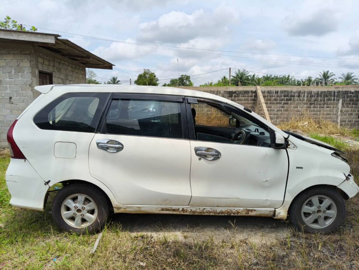 TOYOTA AVANZA AVANZA VELOZ