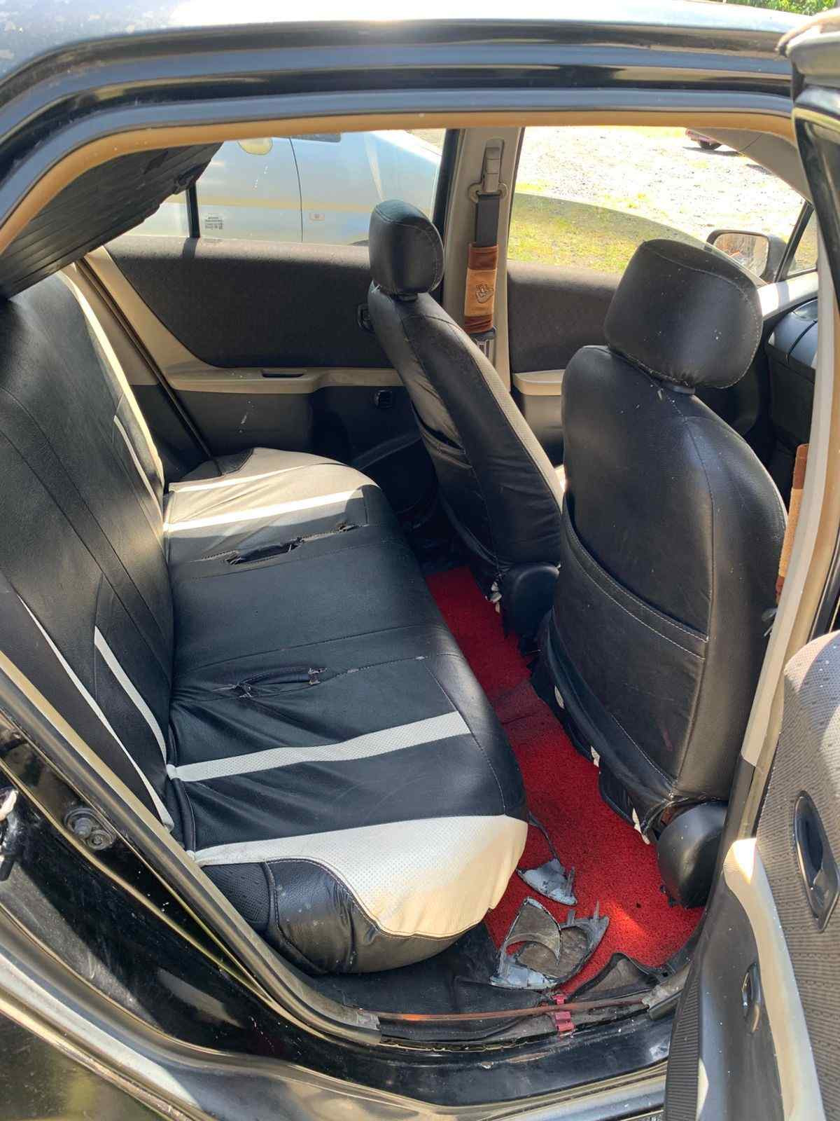 TOYOTA YARIS YARIS E