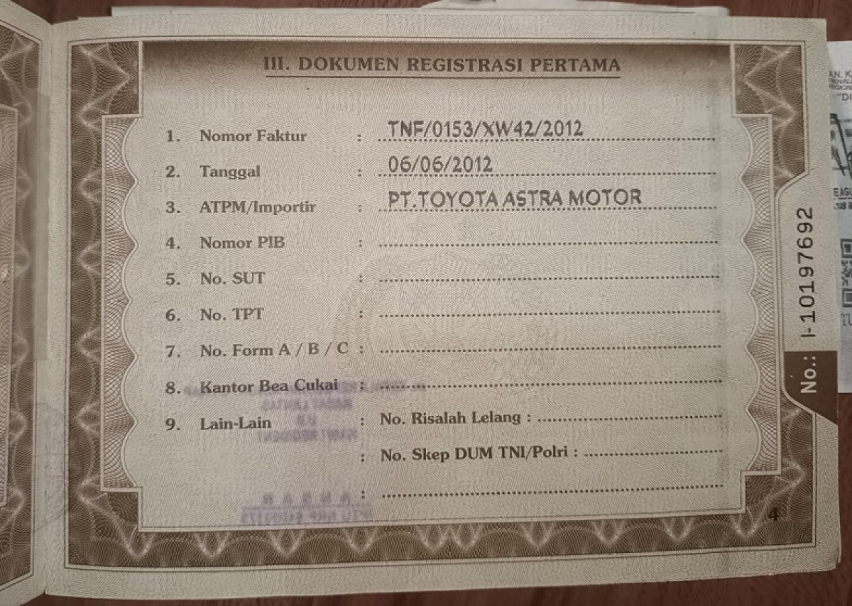 TOYOTA INNOVA INNOVA G