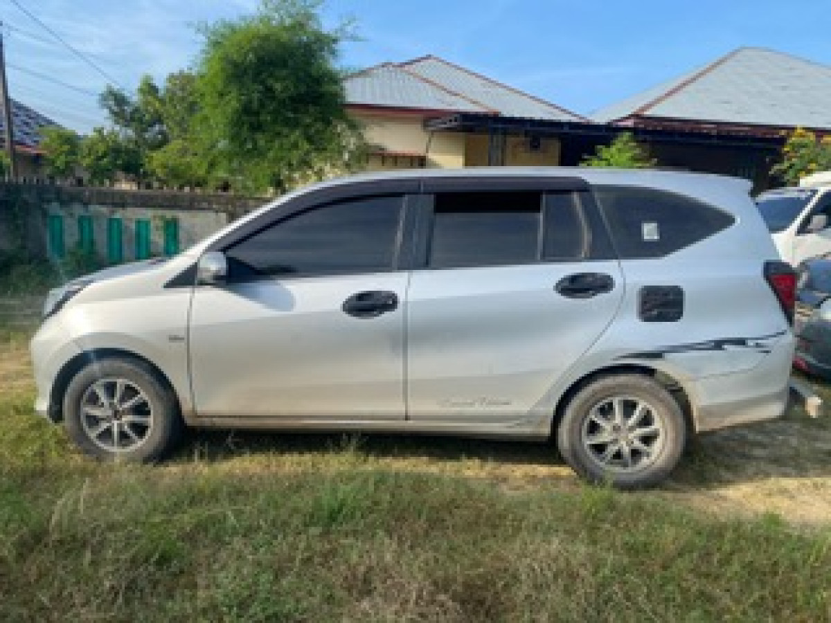 TOYOTA  CALYA  1.2 G M/T