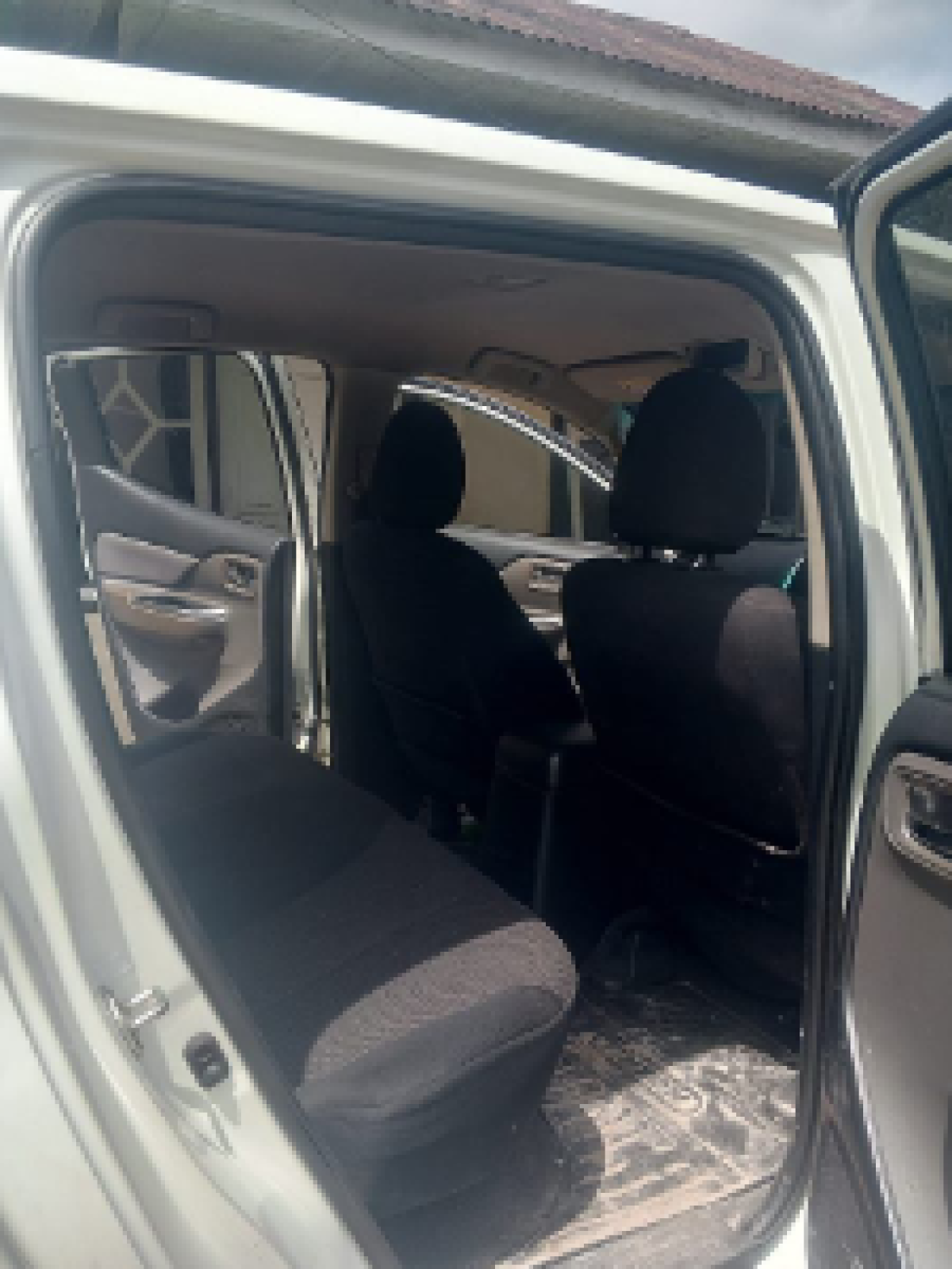 MITSUBISHI TRITON DC