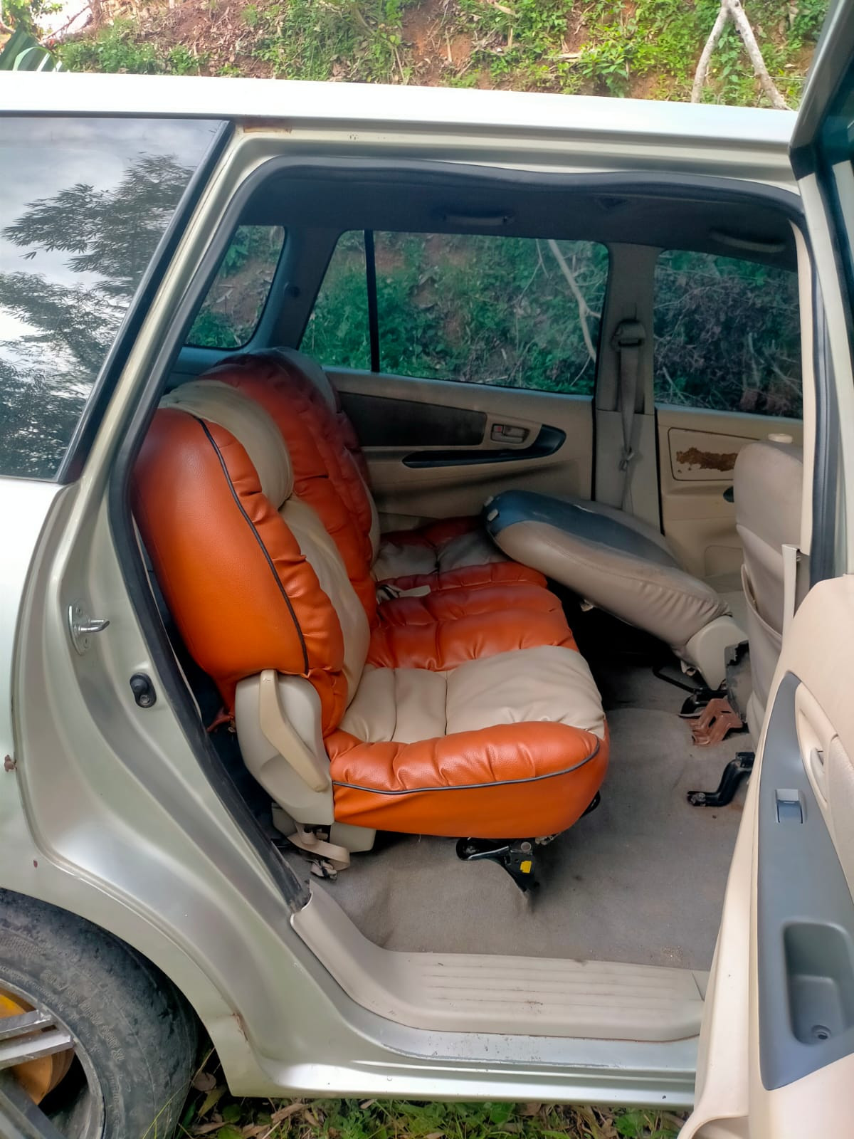 TOYOTA INNOVA INNOVA G