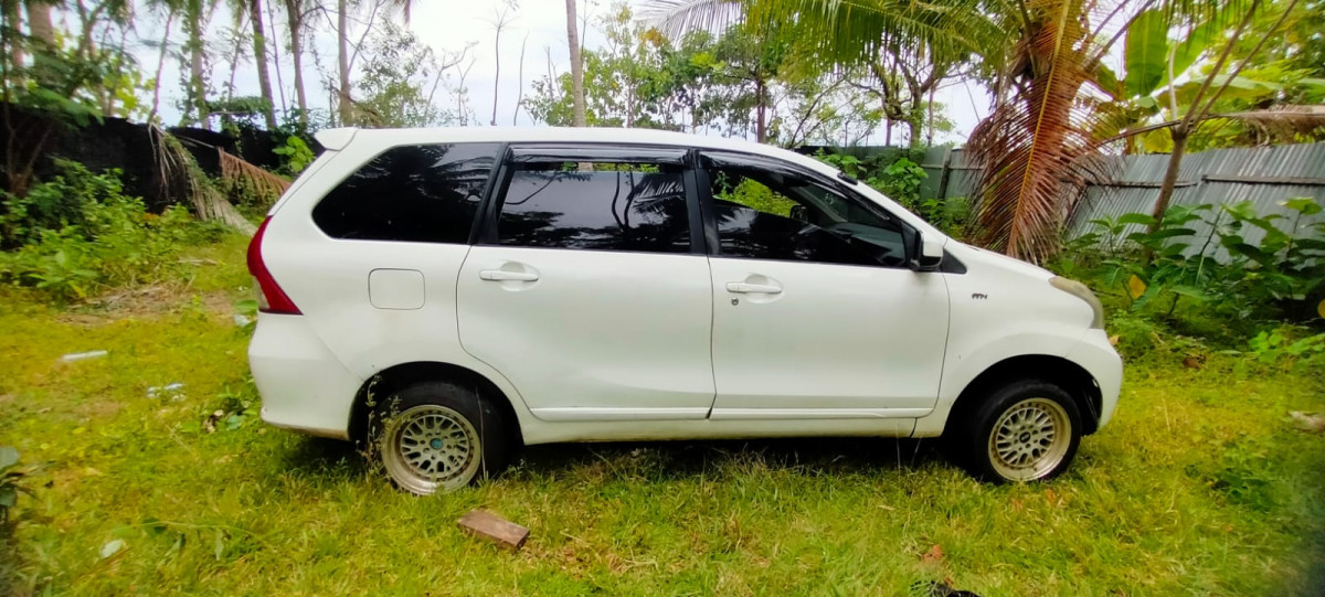 TOYOTA AVANZA AVANZA G