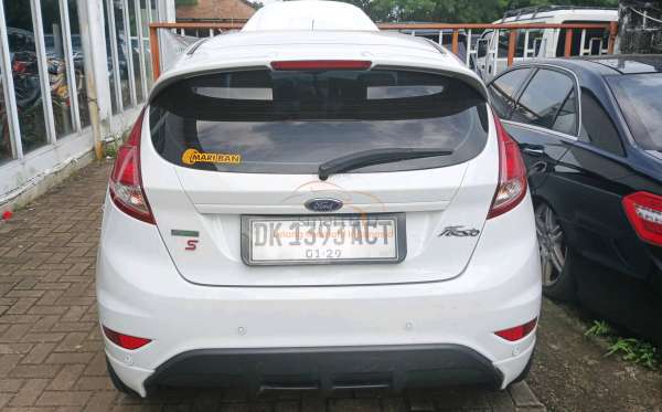 FORD FIESTA 1.0L (4X2) AT-S