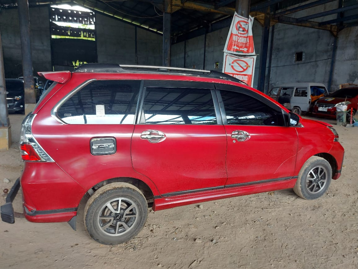 DAIHATSU XENIA XENIA R