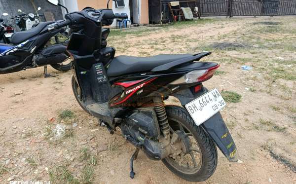 HONDA  BEAT