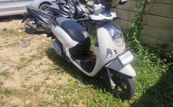 HONDA SCOOPY PRESTIGE