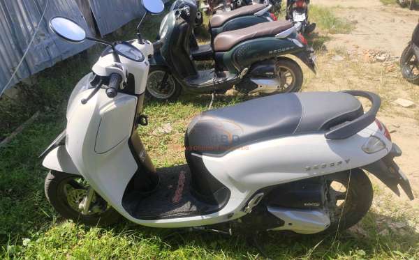 HONDA SCOOPY PRESTIGE