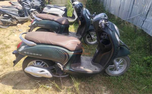 HONDA SCOOPY PRESTIGE
