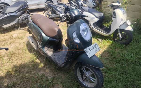 HONDA SCOOPY PRESTIGE