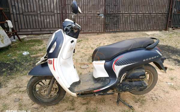 HONDA SCOOPY
