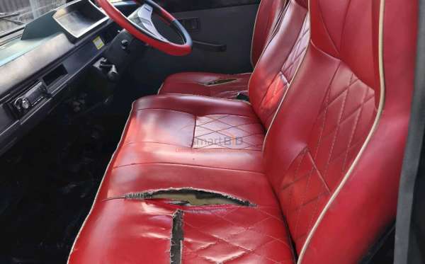 MITSUBISHI L-300 DIESEL 2.5 PU