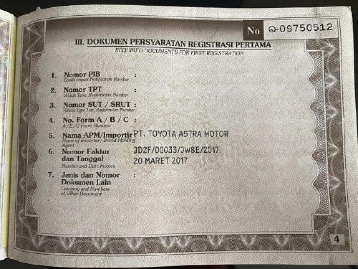 TOYOTA INNOVA INNOVA G