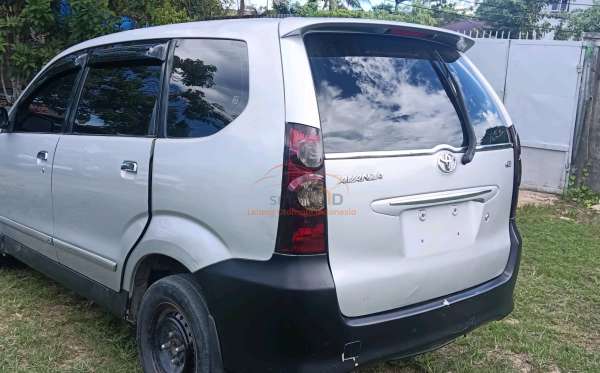TOYOTA  AVANZA  1.3 G