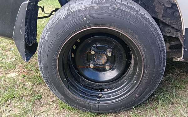 TOYOTA  AVANZA  1.3 G