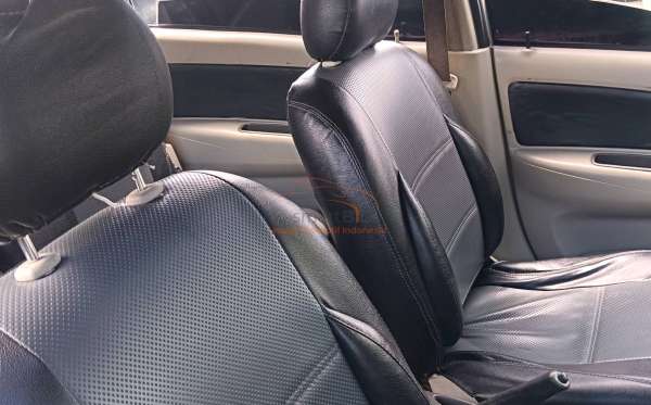 TOYOTA  AVANZA  1.3 G
