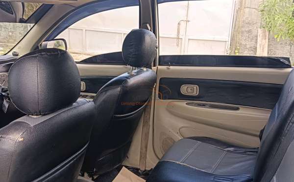 TOYOTA  AVANZA  1.3 G