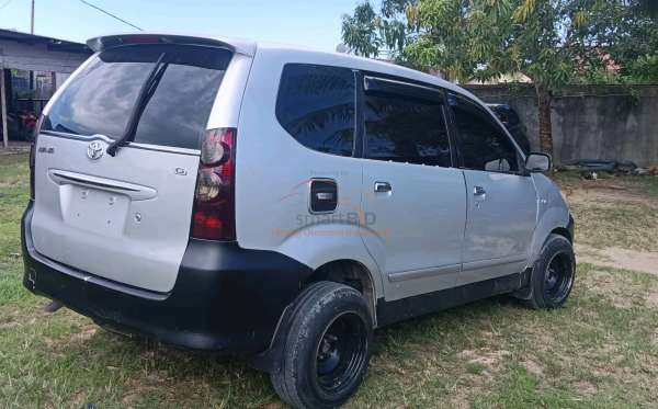 TOYOTA  AVANZA  1.3 G