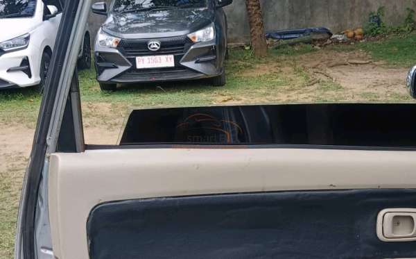 TOYOTA  AVANZA  1.3 G