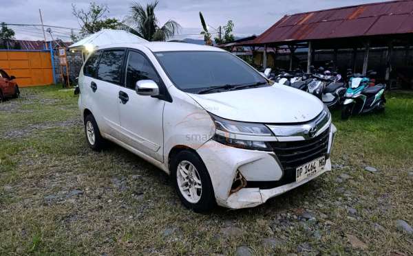 TOYOTA AVANZA