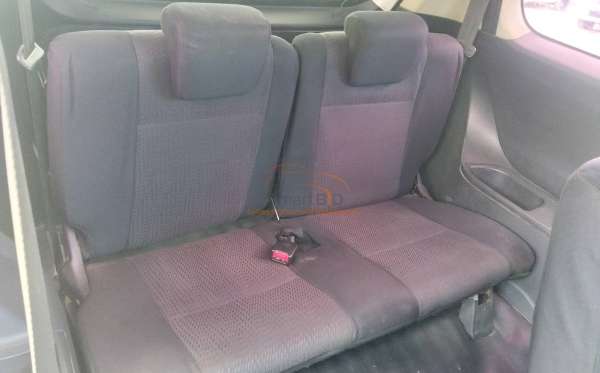 TOYOTA  AVANZA  VELOZ