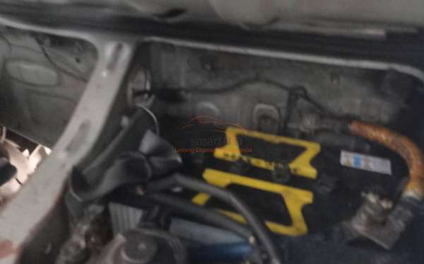 TOYOTA HI ACE COMMUTER