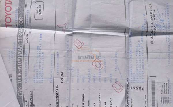 TOYOTA HI ACE COMMUTER