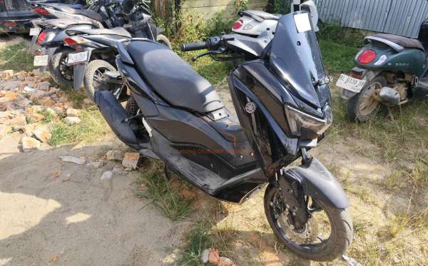 YAMAHA NMAX