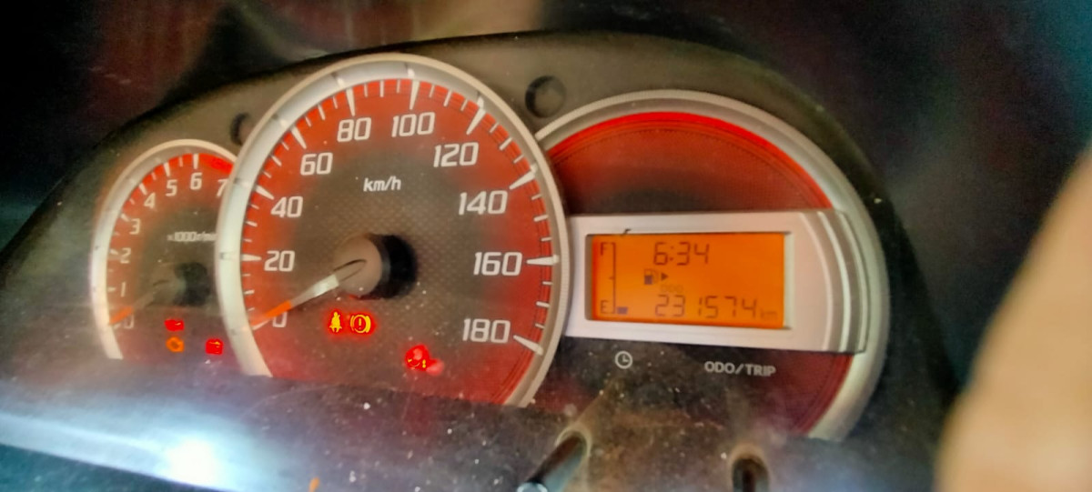 TOYOTA AVANZA AVANZA G