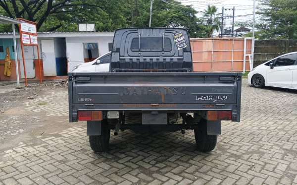 DAIHATSU GRAN MAX PU AC PS 1.5