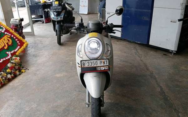 HONDA SCOOPY